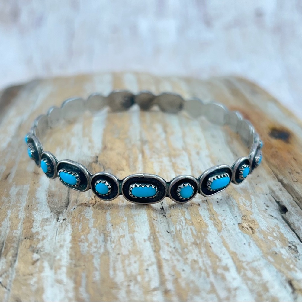 Vintage Turquoise and Silver Zuni Bangle Bracelet - Picture 2 of 4